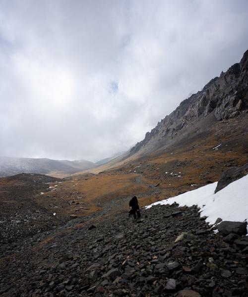 MySQL关闭，kill还是kill -9 ？